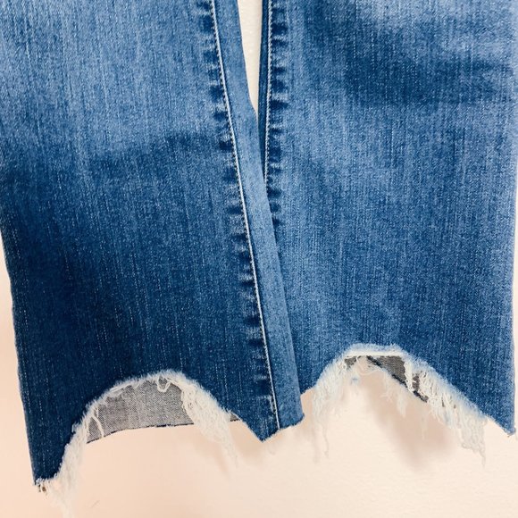 Madewell Cali Demi-Boot Jeans: Chewed-Hem Edition - Picture 7 of 7